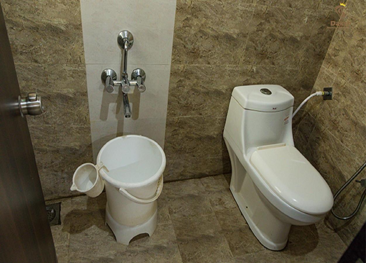 Hotel Somnath Daksh Exterior photo